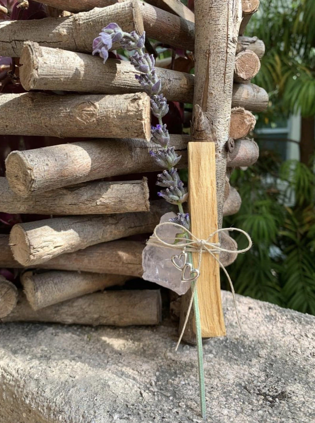 Rose Quartz x Palo Santo x Lavender Smudge Stick Bundle – Kailifornia