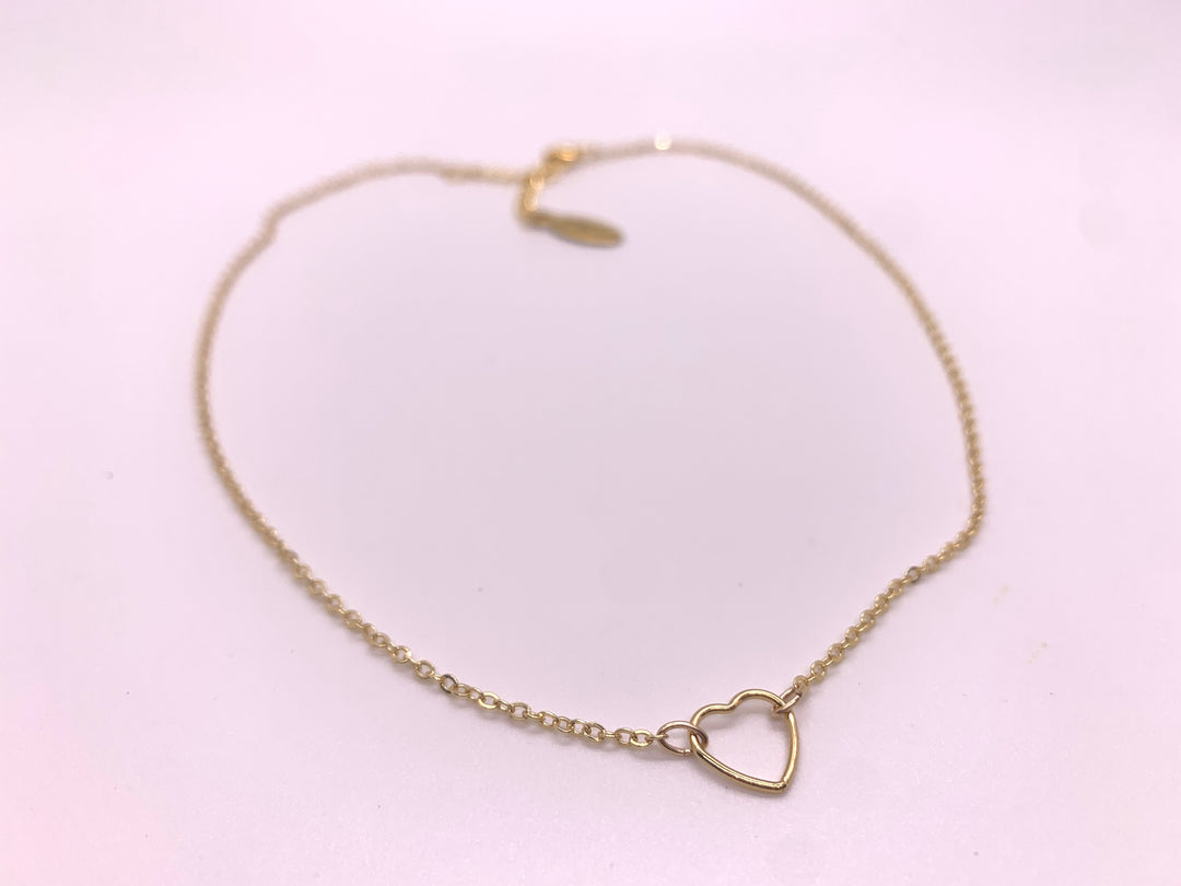 Outlined Heart Necklace